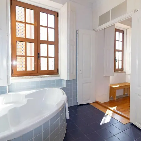 World Heritage House With River View Apartment *
